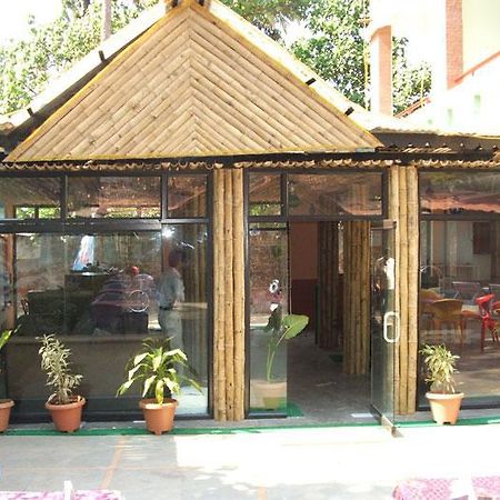 Oyo 7216 Kris Resort Goa Ngoại thất bức ảnh