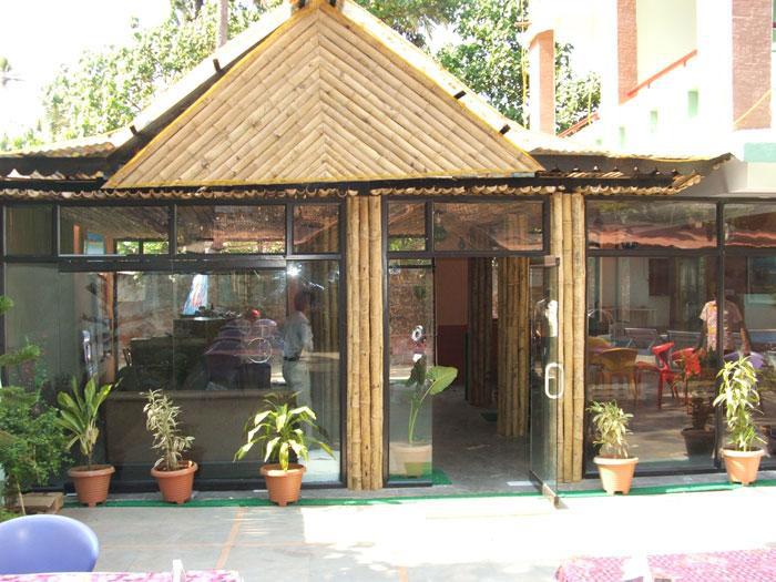 Oyo 7216 Kris Resort Goa Ngoại thất bức ảnh